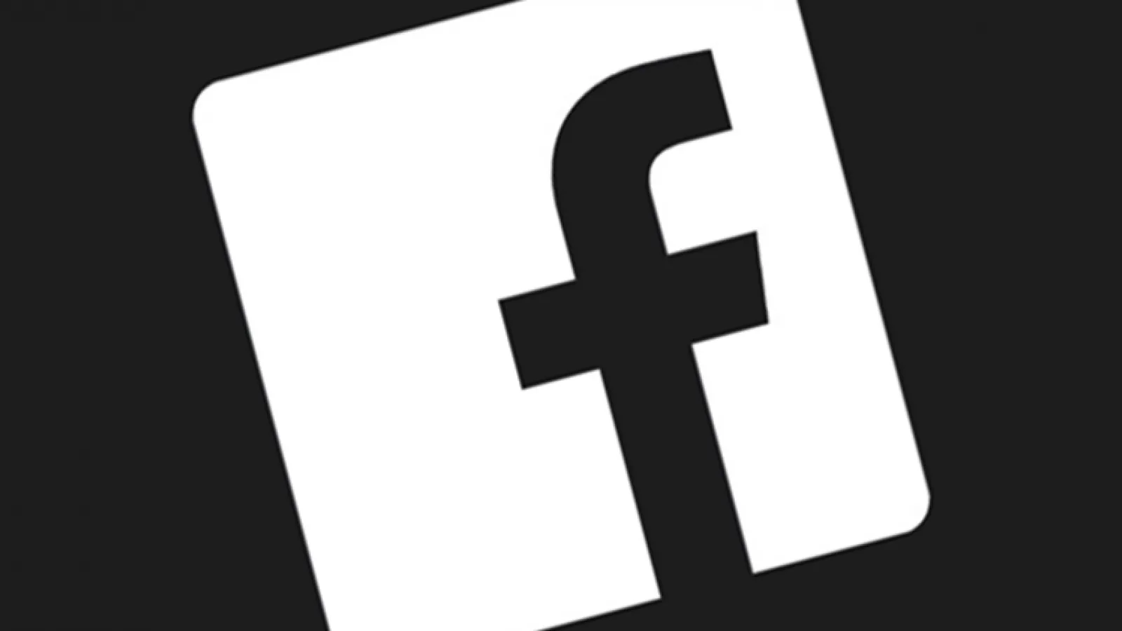 Facebook primește în sfârșit Dark Mode, startul fiind dat pe iOS unde tema ajunge acum oficial