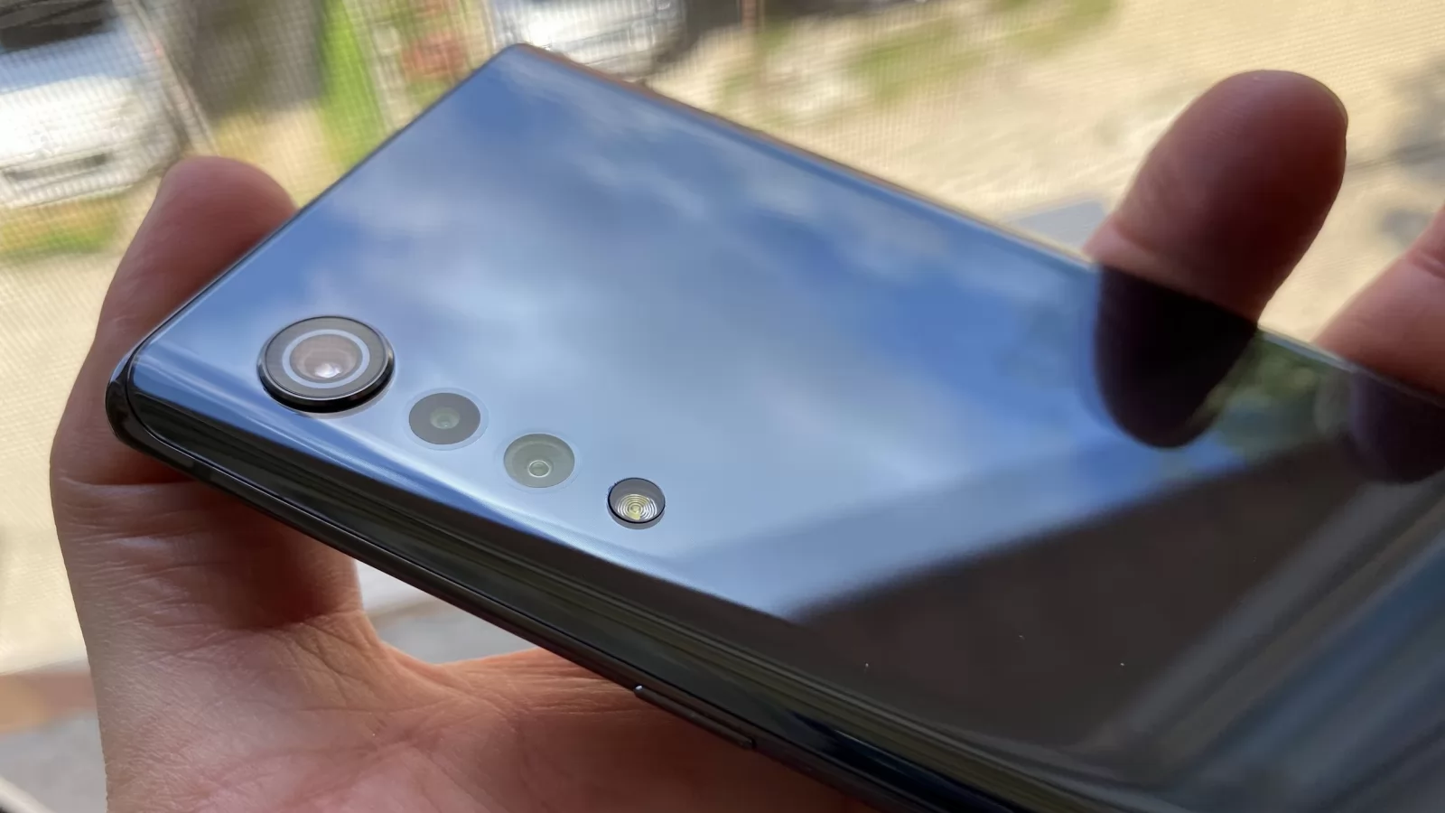 Mobicast #317: Dezbatere: faci economii sau spargi tot salariul? Unboxing LG Velvet #OST, duel India-China şi noi telefoane Honor, Motorola