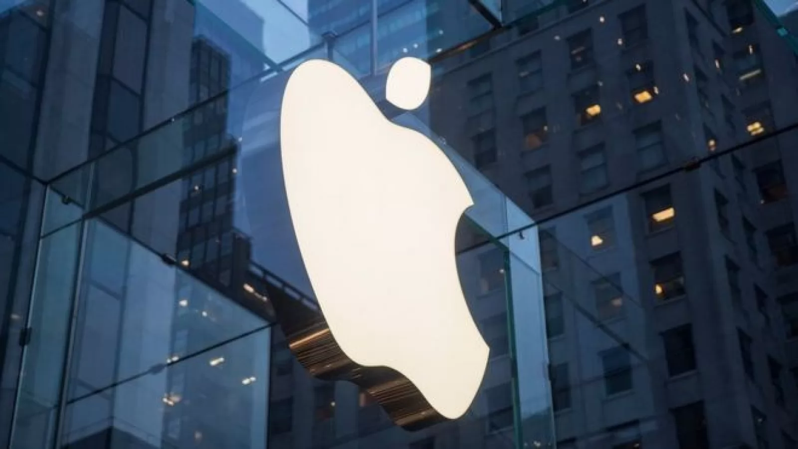 Apple şi Irlanda au contestat o taxă de 14.8 miliarde de euro şi au câştigat apelul; Irlanda a vrut mai puţini bani de la Apple, spre şocul UE