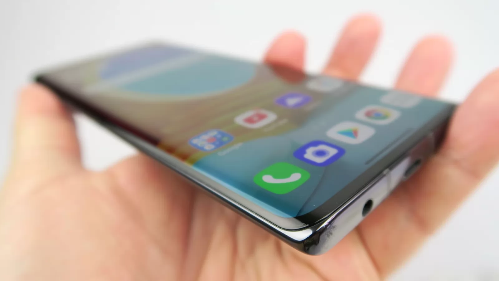 LG Velvet: OS, UI, aplicaţii - copilul lui One UI cu iOS este aici