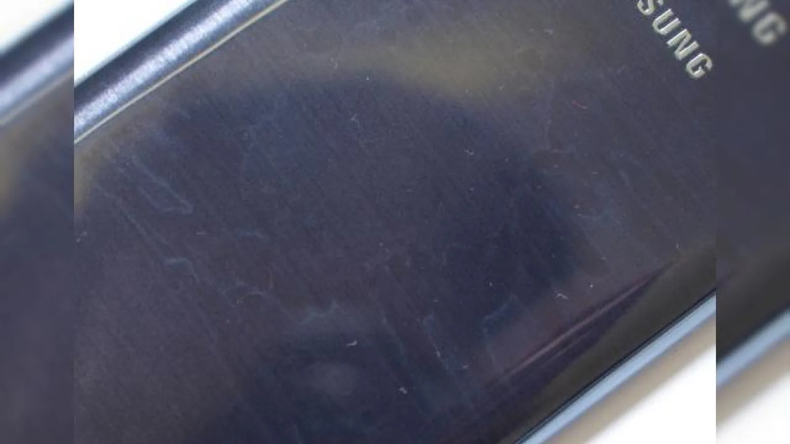 De ce este Întârziat Samsung Galaxy S III Blue Pebble?