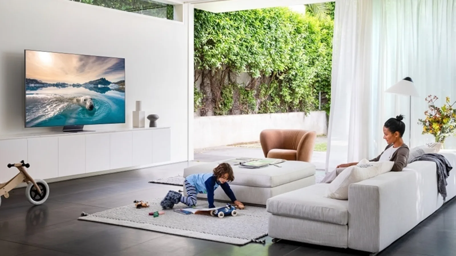 Samsung lansează în România noi televizoare QLED 4K și 8K, dar și modele 2020 din seria Lifestyle