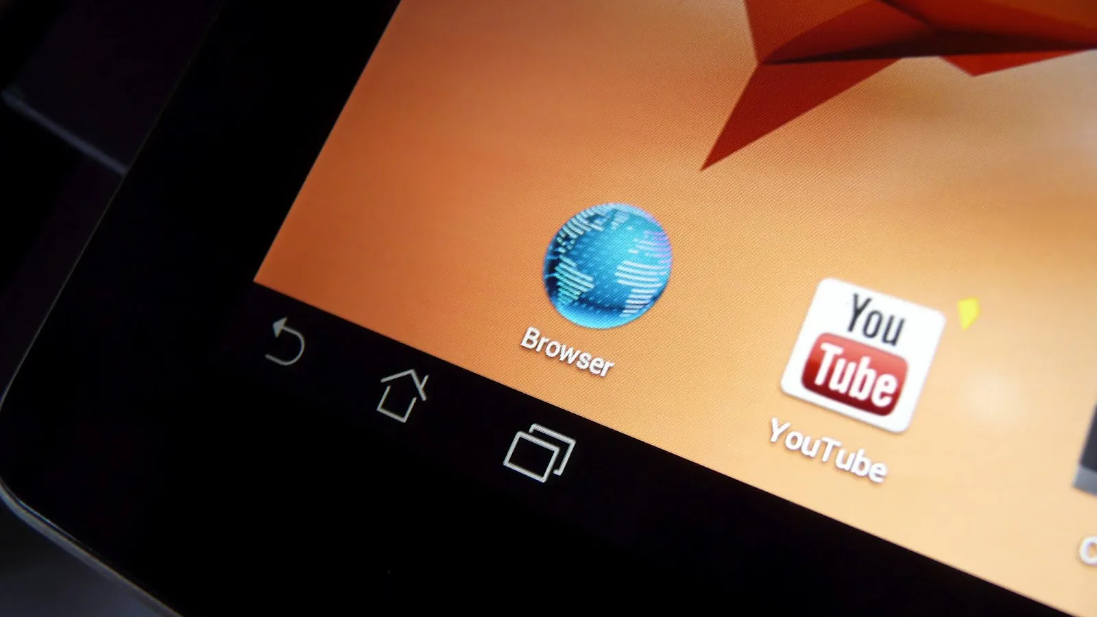Teaser Mobilissimo.ro - avem o tabletă Android cu ecran special!