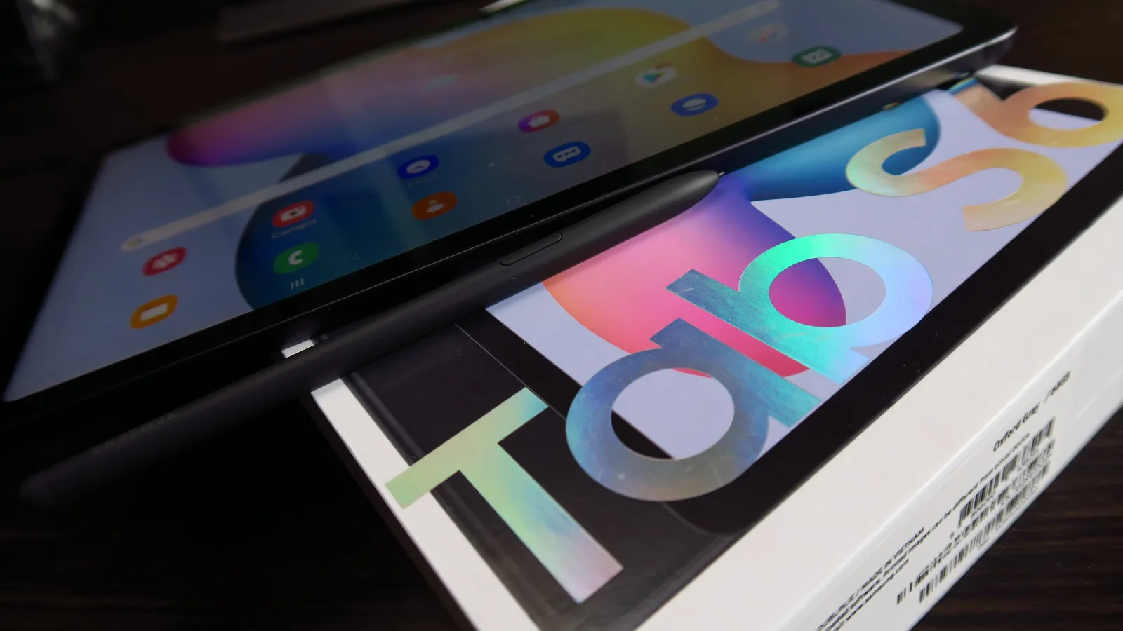 Samsung Galaxy Tab S6 Lite: Baterie bunicică, încărcare foarte lentă