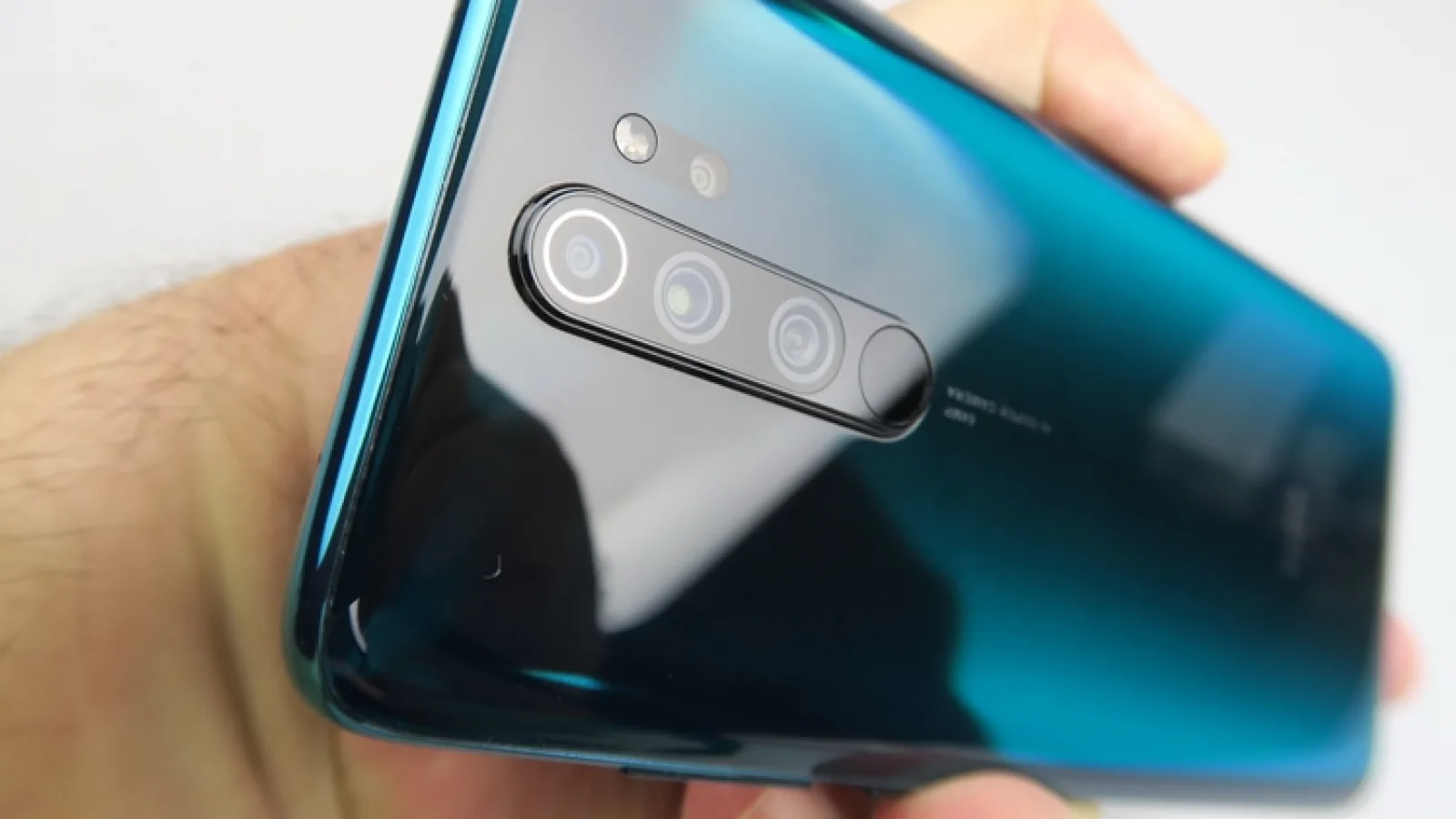 Mini Turul Magazinelor #143: Redmi Note 8 Pro sub 900 lei, Black Shark 3S în România şi espressor automat la ofertă