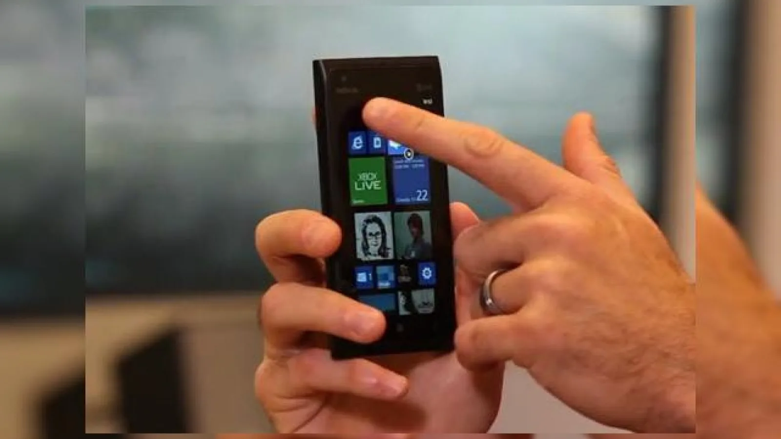 Microsoft prezintă Windows Phone 7.8 În acțiune pe Nokia Lumia 900 (Video)