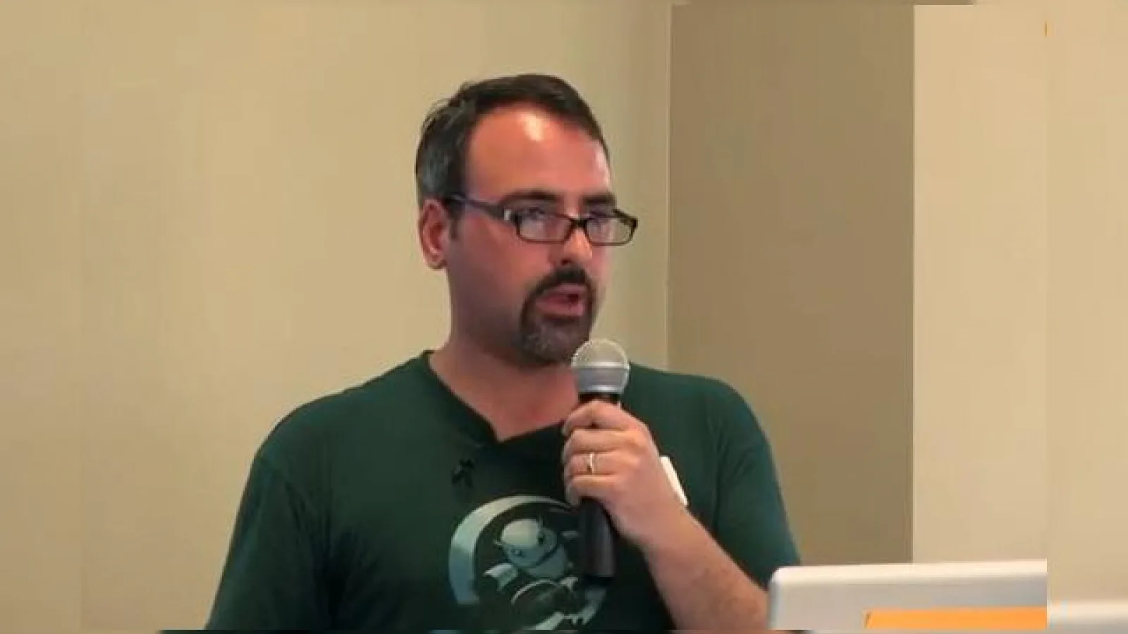 Steve Kondik discuta despre CyanogenMod și multe altele (Video)