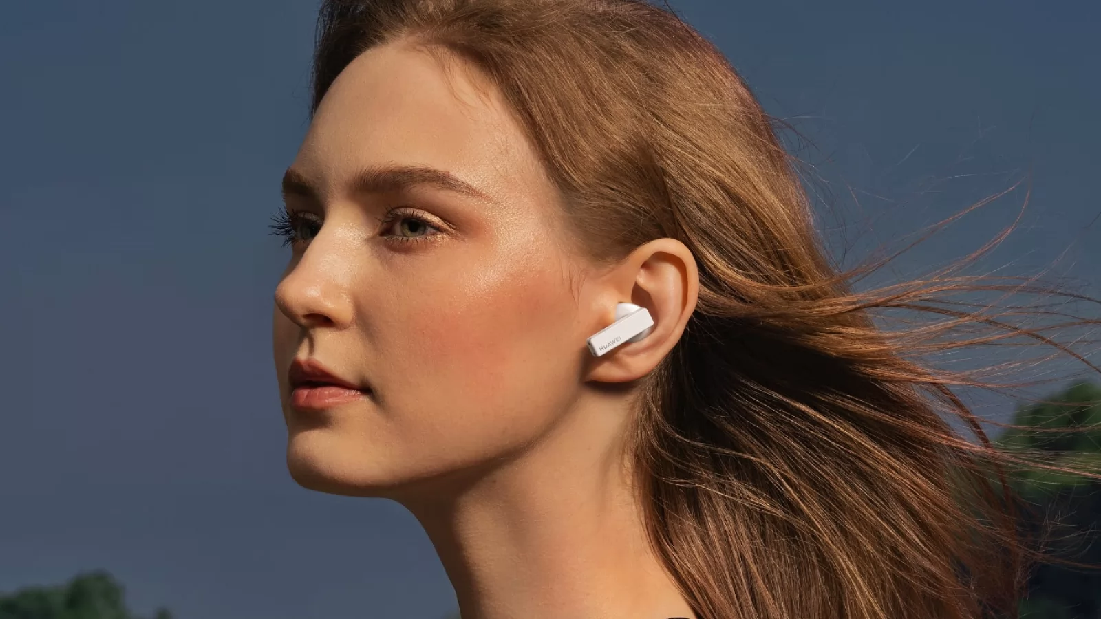 Huawei anunţă căştile FreeBuds Pro: model compact TWS cu anulare a zgomotului de top; Debutează şi căştile neckband FreeLace Pro cu ANC
