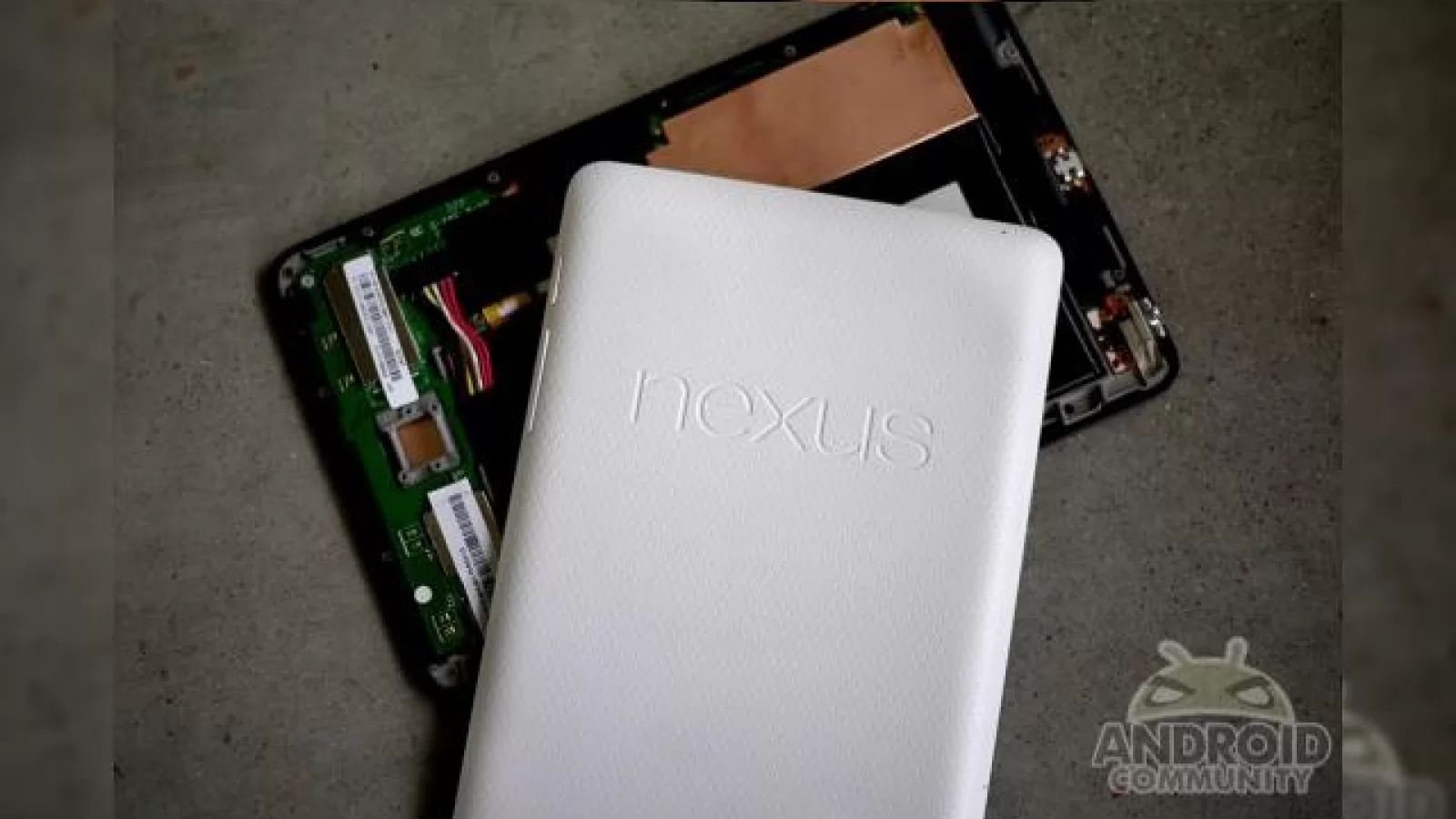 Costul de producție al tabletei Google Nexus 7 permite un beneficiu de 15 $ / unitate