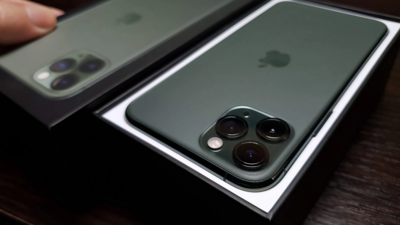 Turul Magazinelor #761: Cel mai ieftin iPhone 11 Pro, Redmi 9 şi Huawei P40 Pro la preţ bun + 2 laptop-uri de gaming