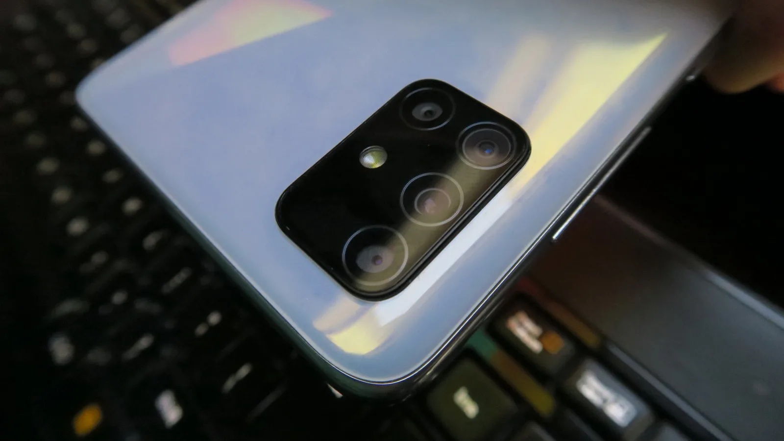 Samsung Galaxy F4/F41 va inaugura seria Galaxy F, axată pe cameră; Apare cu CPU Exynos 9611 la bord