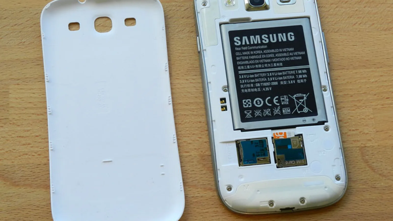 Samsung Galaxy S III În varianta de 64 GB a dispărut misterios din planurile Samsung