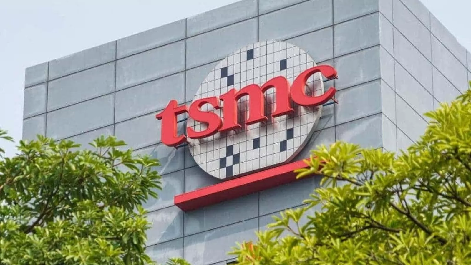 TSMC ar fi obţinut licenţa pentru a livra cipuri spre Huawei, dar nu unele utile (Zvon)