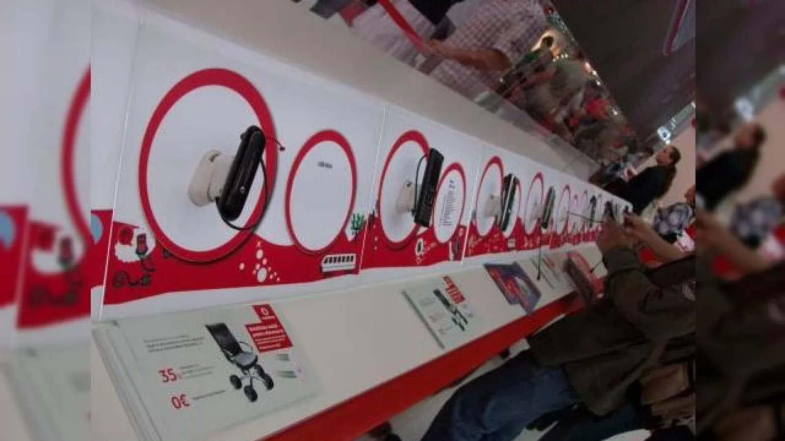 Vodafone România inaugurează Vodafone Experience Store, spațiu deschis de 500 MP În AFI Palace Cotroceni