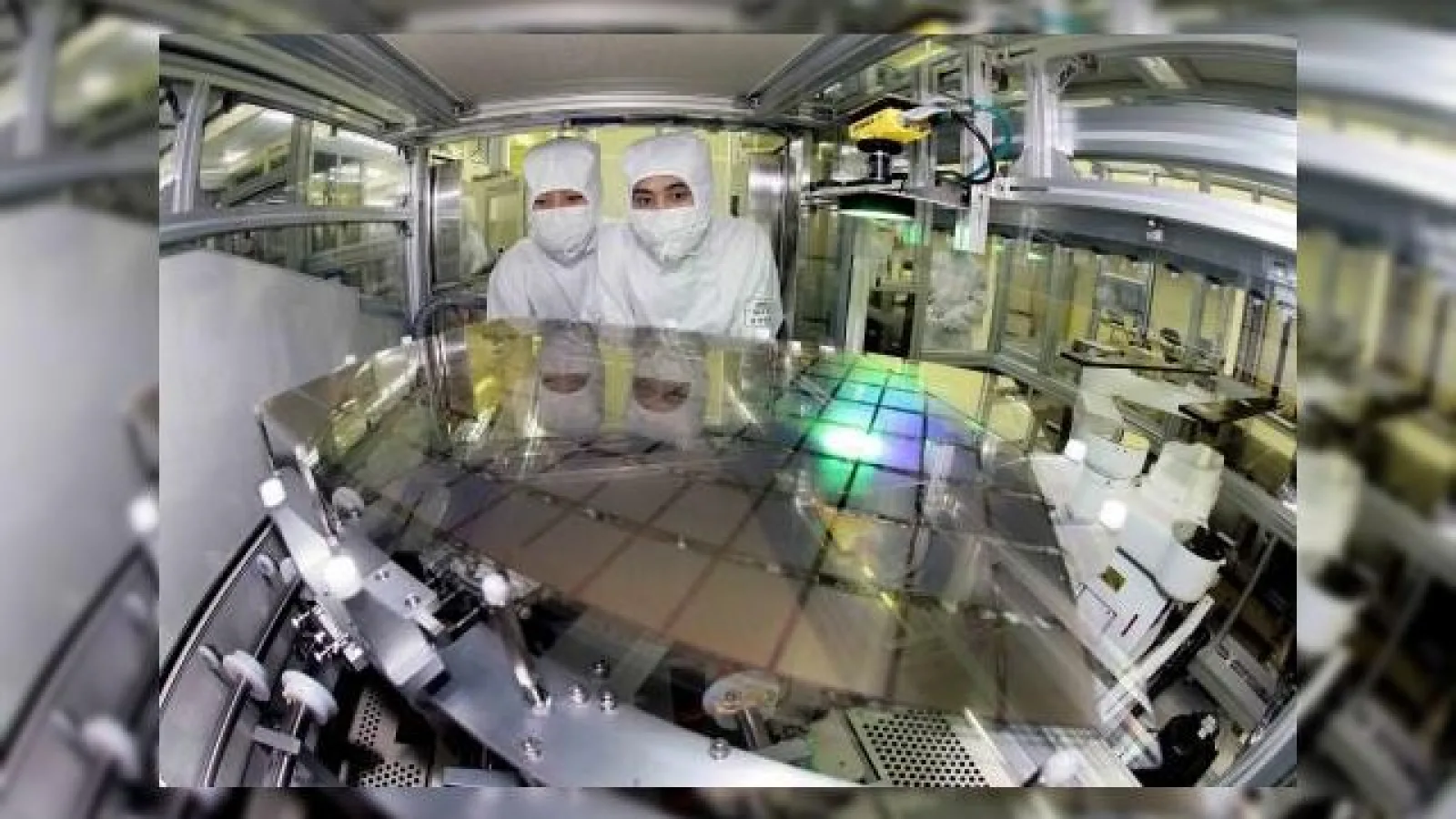 Samsung atinge 350 ppi folosind un panou OLED și tehnologia FMM (Fine Metal Mask)