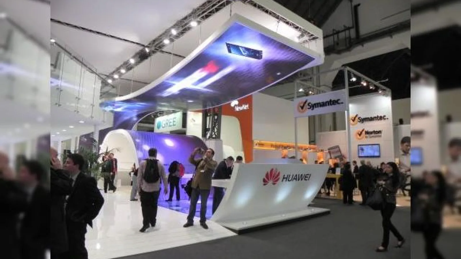 Ambiția Huawei pe 2012: 60 de milioane de smartphone-uri comercializate