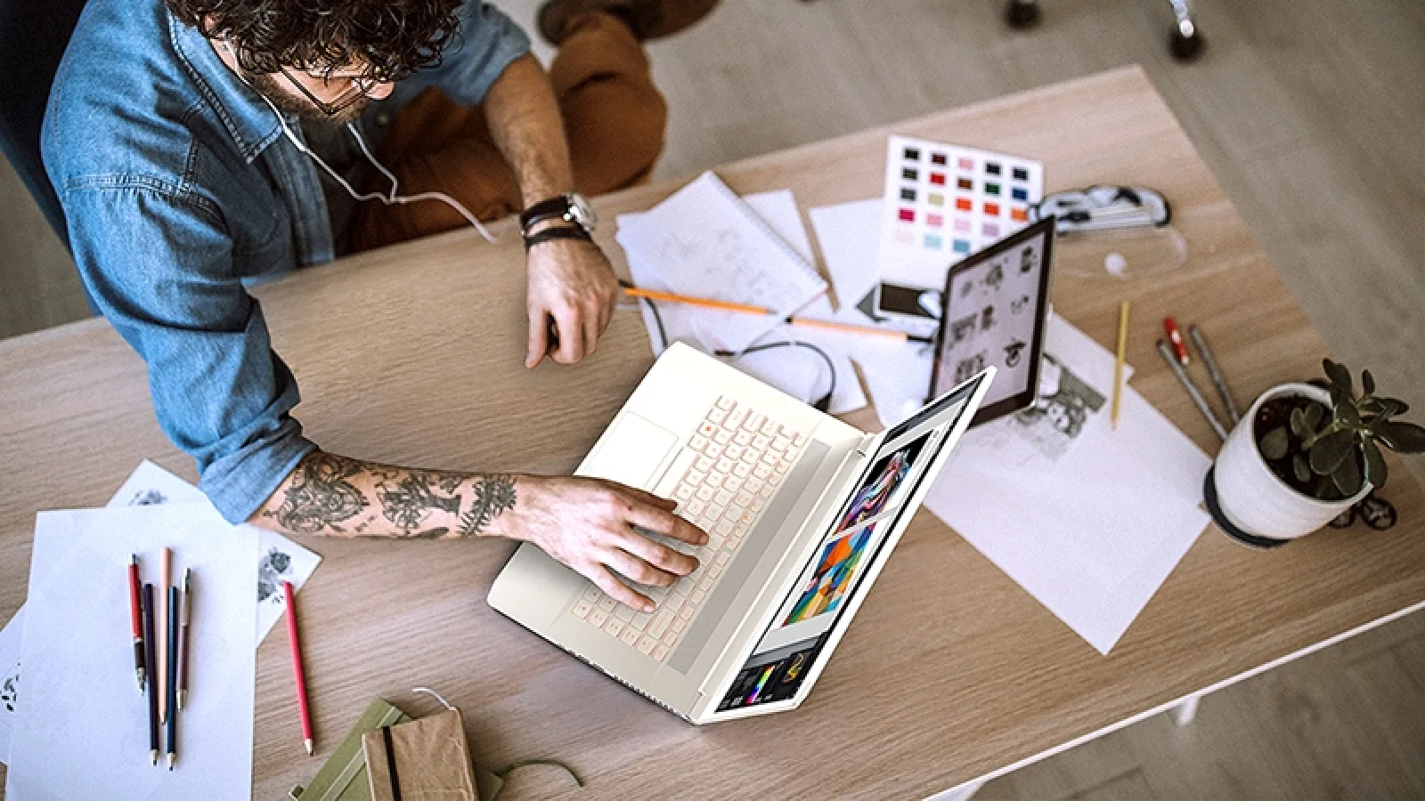 Acer are noutăți în seria de dispozitive ConceptD destinate profesioniștilor: desktop ConceptD 300 și laptop-uri ConceptD 7, 7 Pro
