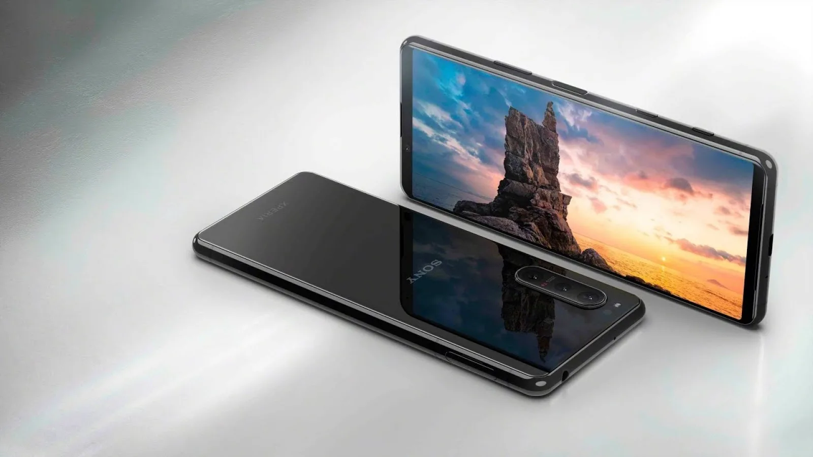 Turul Magazinelor #786: iPad Air 4 în România, ofertă la Xperia 5 II, aparate de fitness, TV 4K Horizon