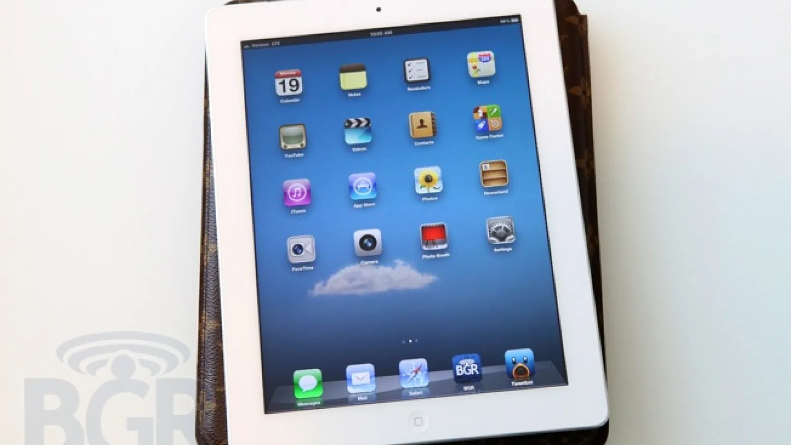 Din 25 de milioane de tablete livrate În trimestrul 2 2012 Apple a avut 17 milioane de unități, indica cifrele IDC