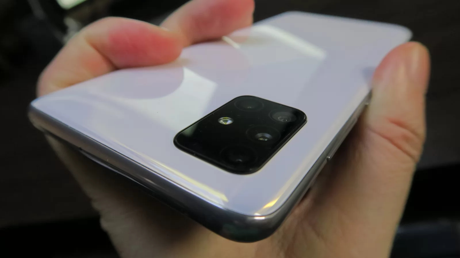 Turul Magazinelor #788: Cel mai bun preţ la Nokia 8.3 şi Galaxy A51, televizor QLED sub 2000 lei + Watch Dogs Legion precomandă