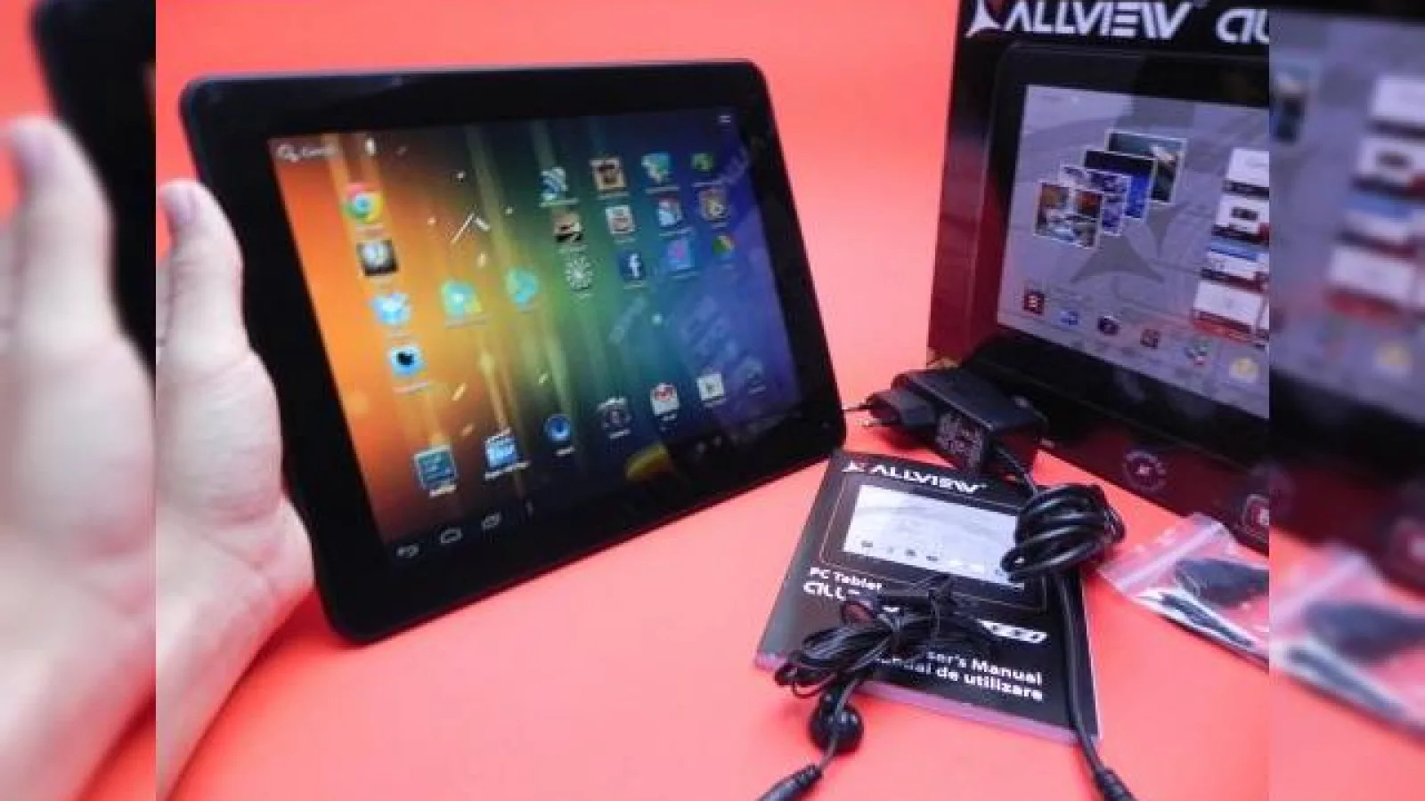 Allview Alldro 3 Speed Unboxing - frate geamăn cu tableta Yarvik scos din cutie la Mobilissimo.ro (Video)