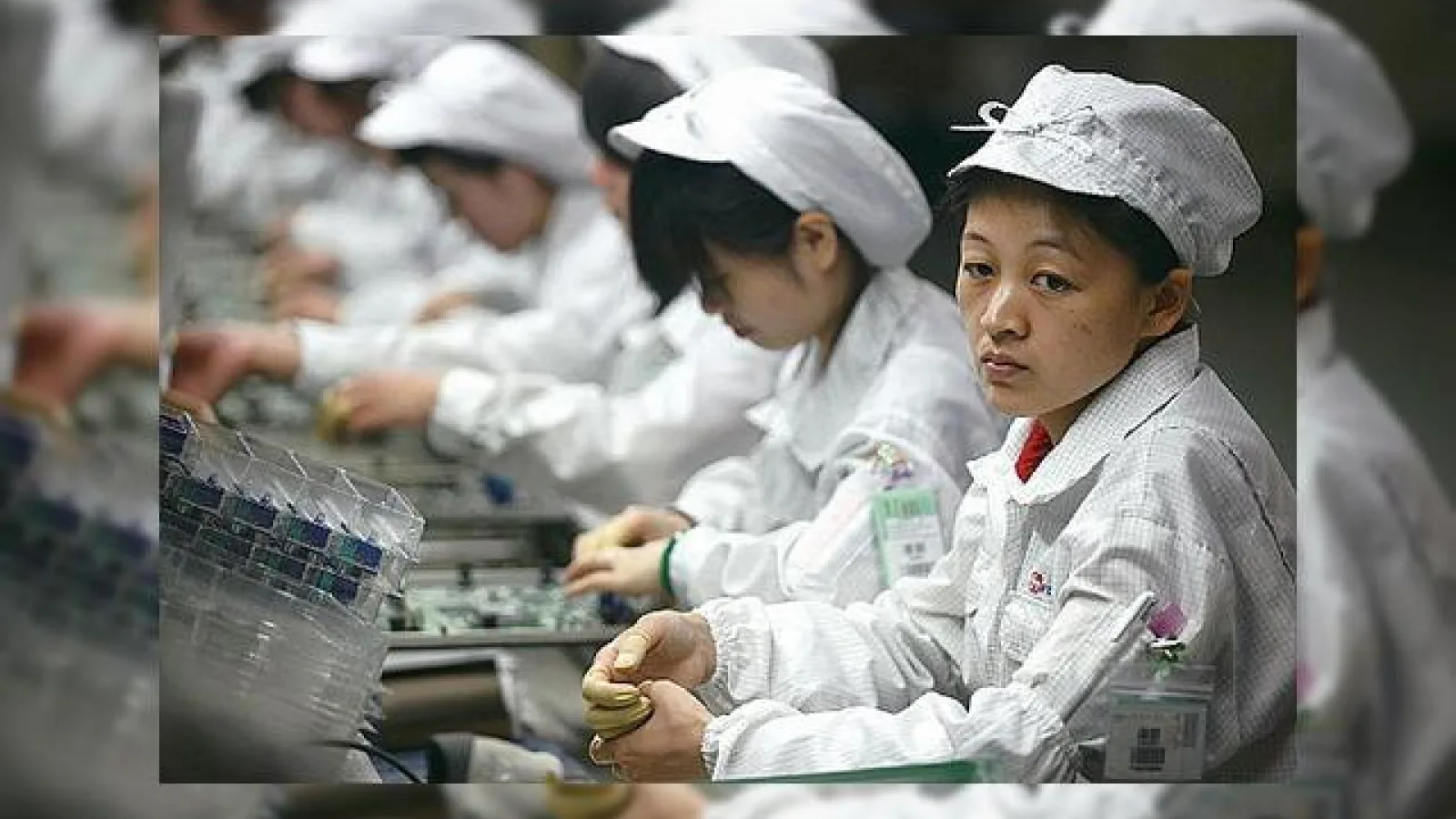 Foxconn se extinde și În Indonezia