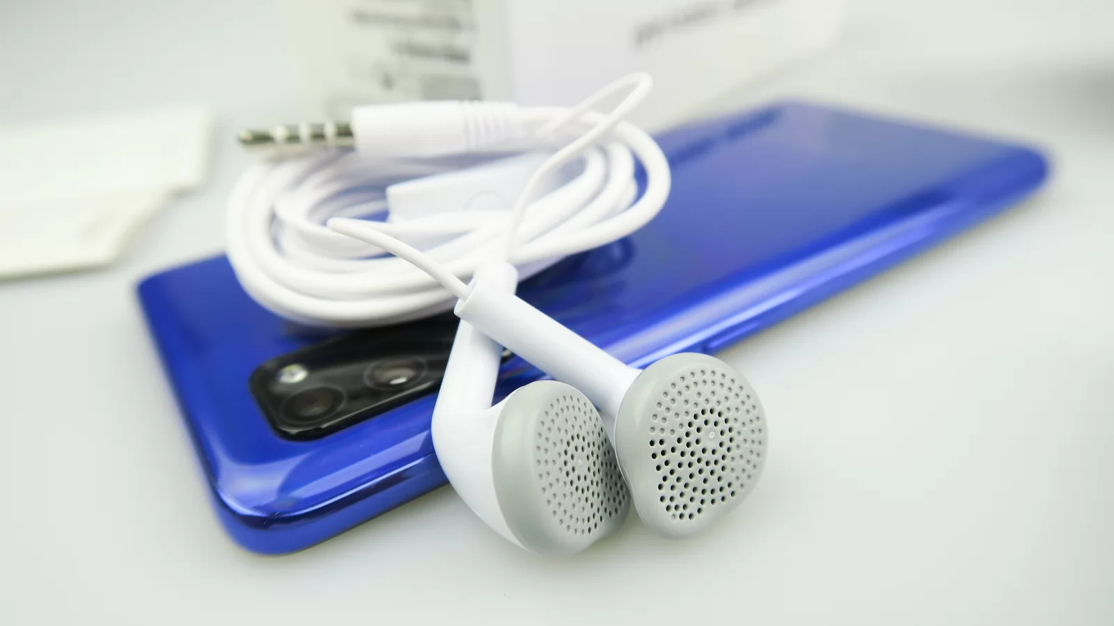 Samsung Galaxy A41: Acustică mulțumitoare, chiar şi pentru un speaker mono