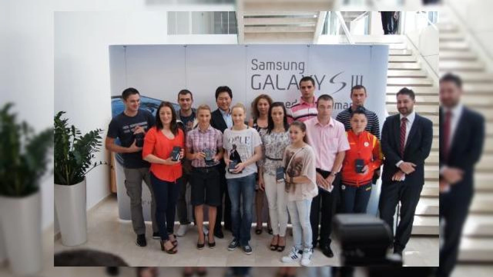 Samsung Galaxy S III - telefonul olimpicilor români de la Londra 2012