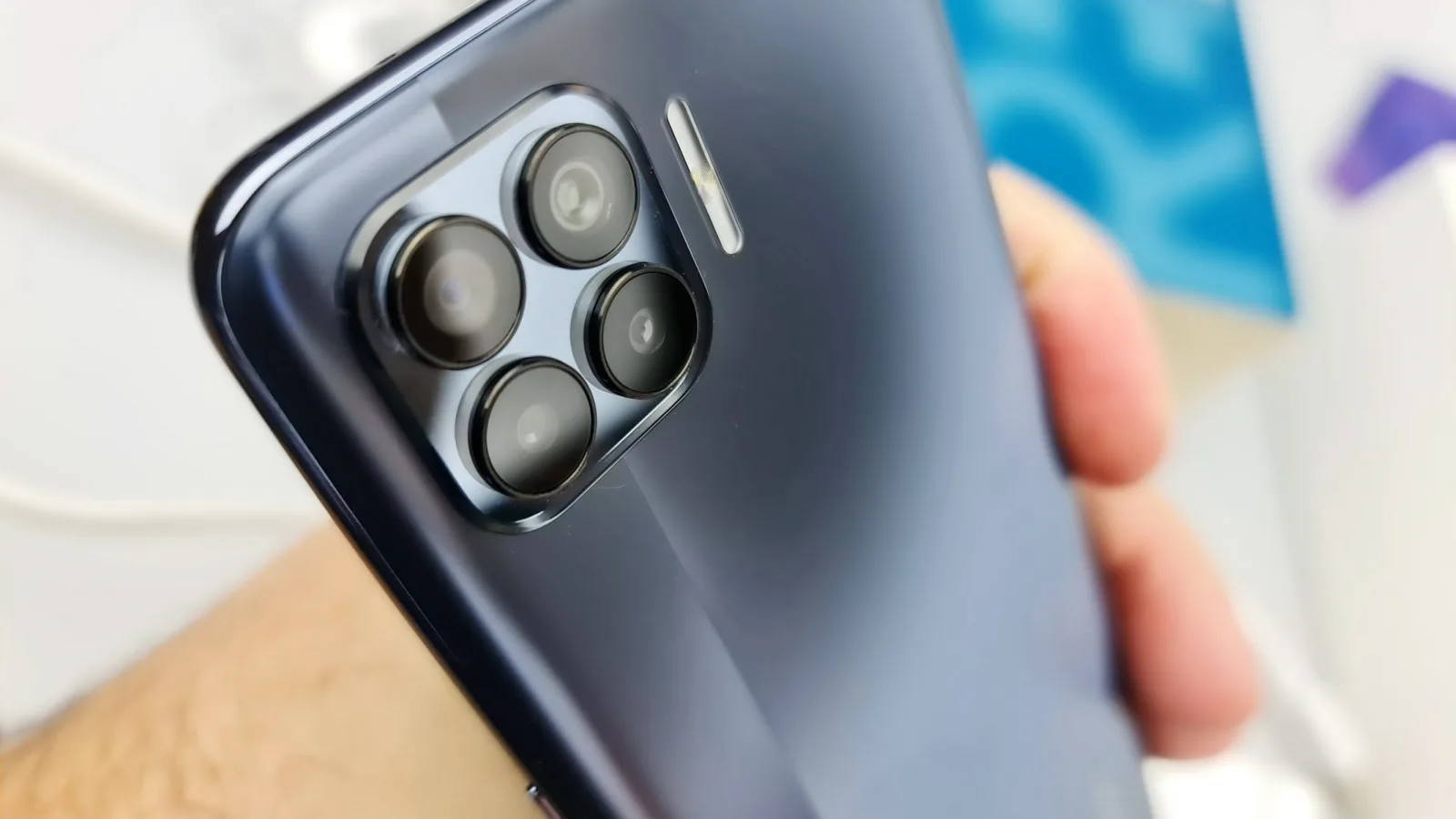 Oppo Reno4 Lite Unboxing: telefon midrange cu 6 camere, 3 pentru Bokeh! (Video)