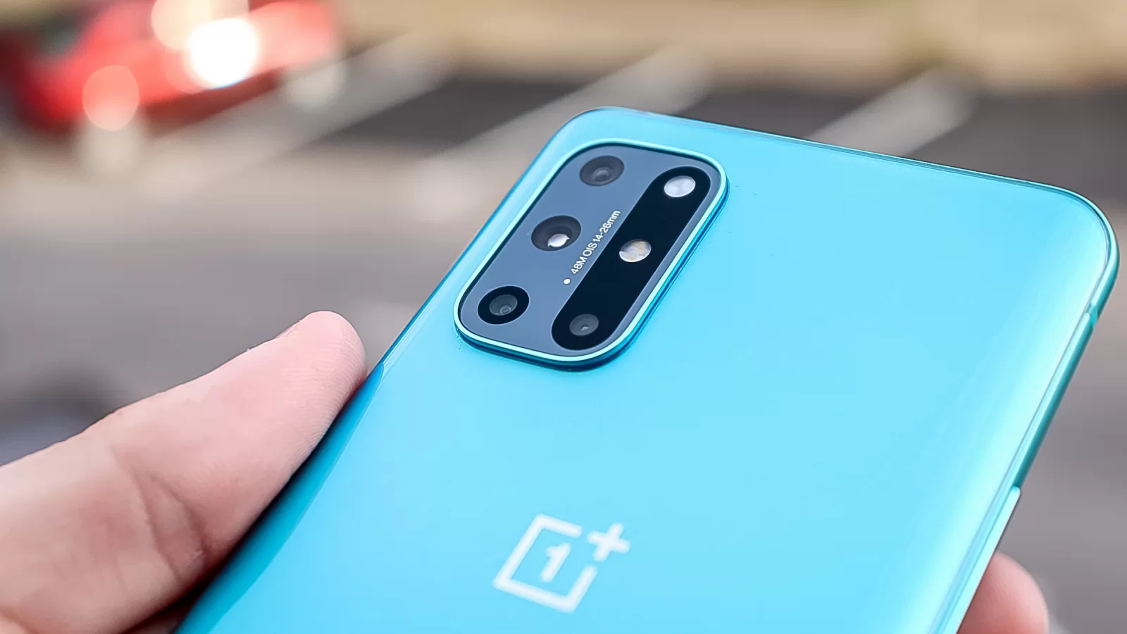 OnePlus 8T: Cameră bună, dar lasă loc de mai bine pe OnePlus 9
