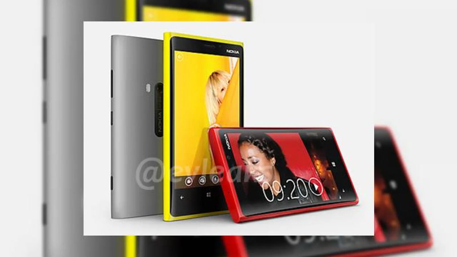 Nokia Lumia 920 cu camera PureView și Nokia Lumia 820 În presupuse imagini de presă (Zvon)