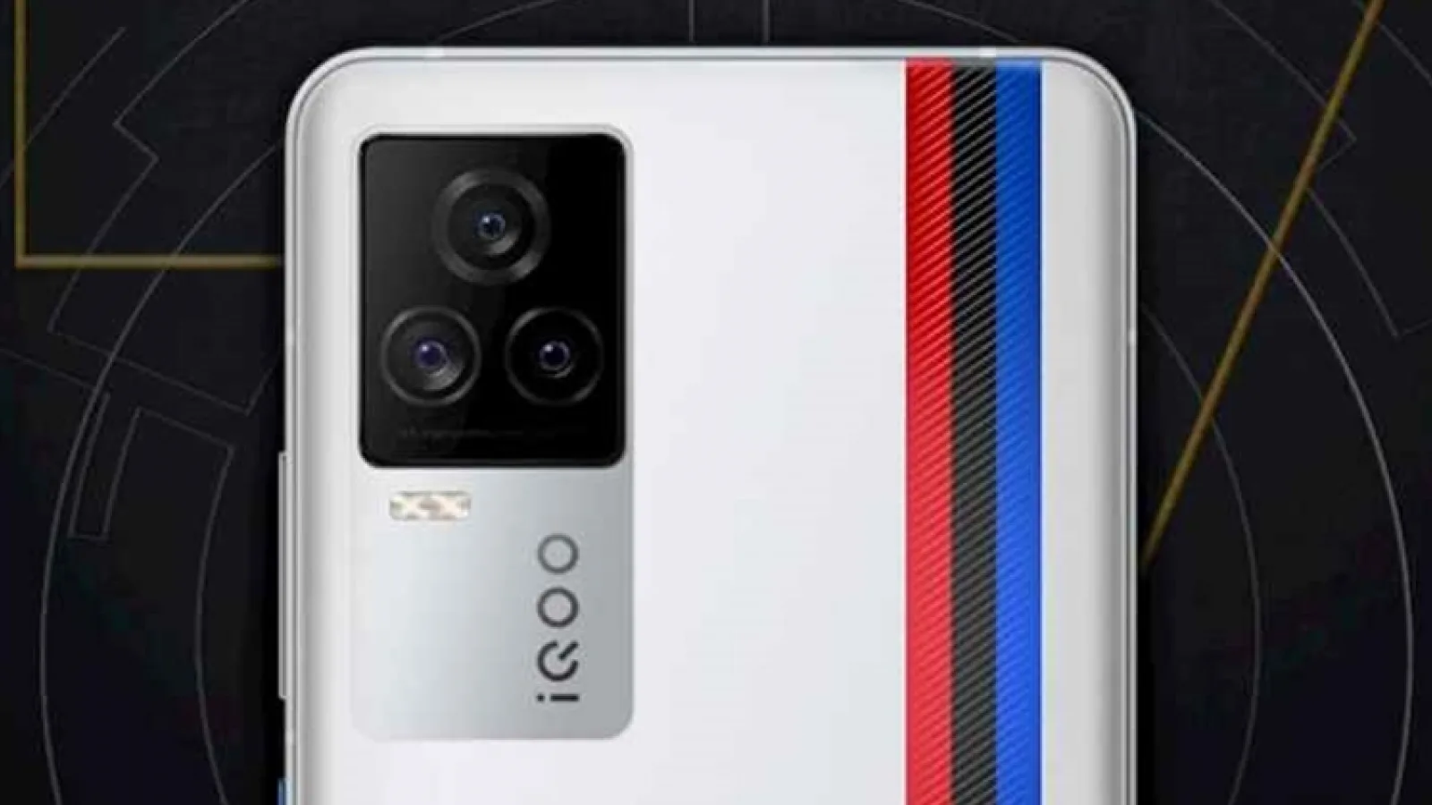 Vivo iQOO 7 într-o ediție specială KPL BMW și-a făcut apariția în cadrul unei competiții eSports din China
