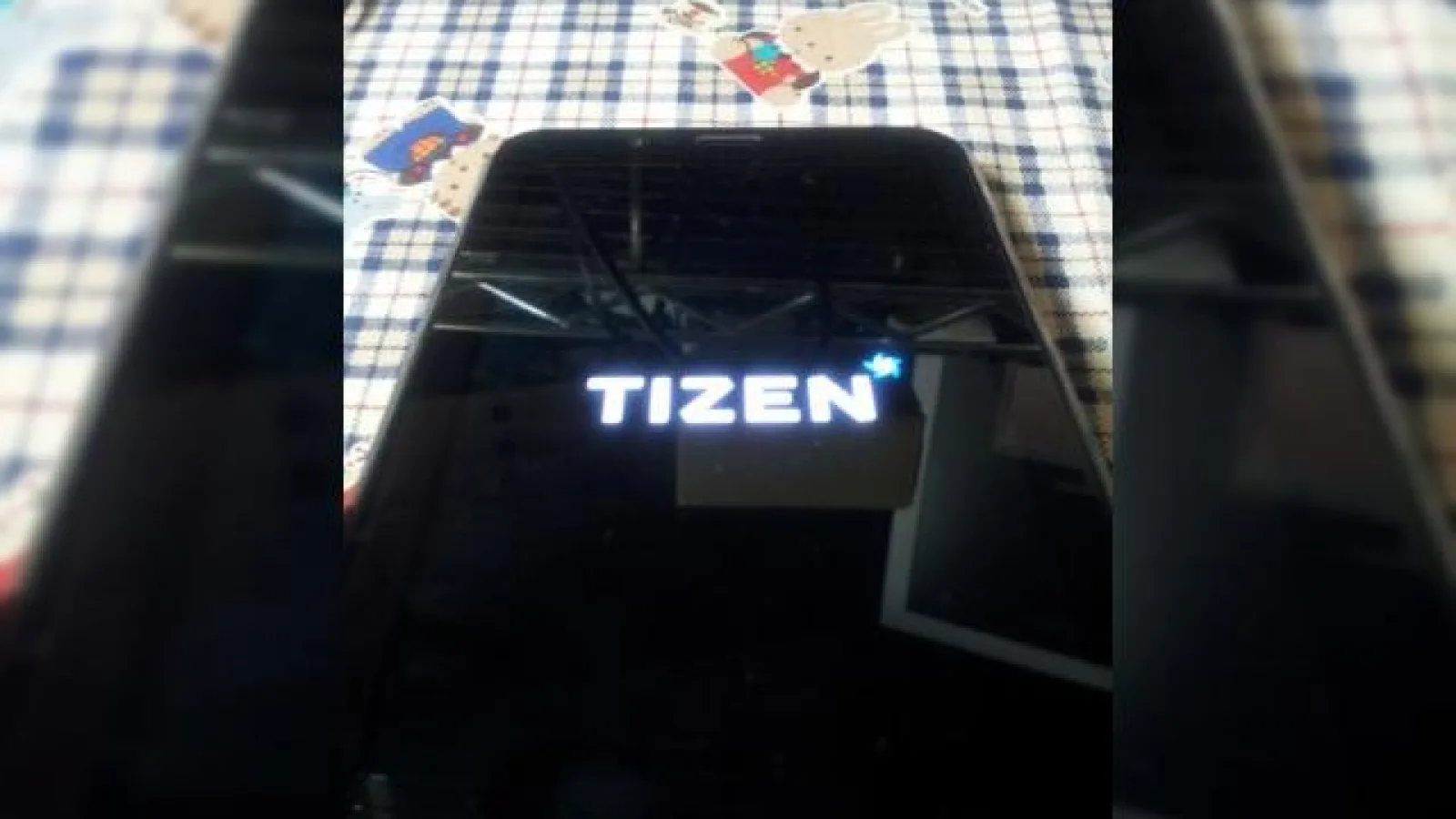 Tizen OS 2.0 rulează pe Samsung GT-i9500, terminal misterios pentru MWC 2013
