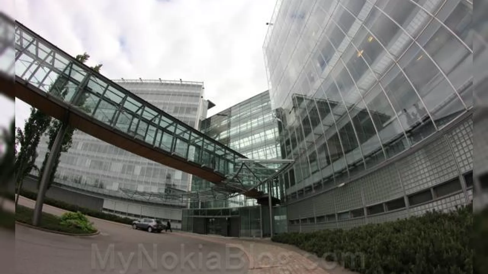 Nokia ia În calcul vânzarea sediului din Finlanda și apoi Închirierea sa pentru a scădea din costuri