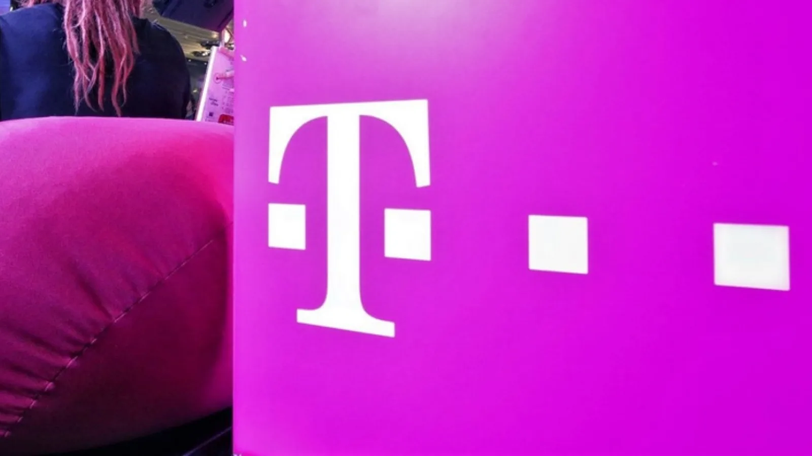 Telekom crește prețul fiecărui abonament fix și mobil începând cu 1 martie 2021