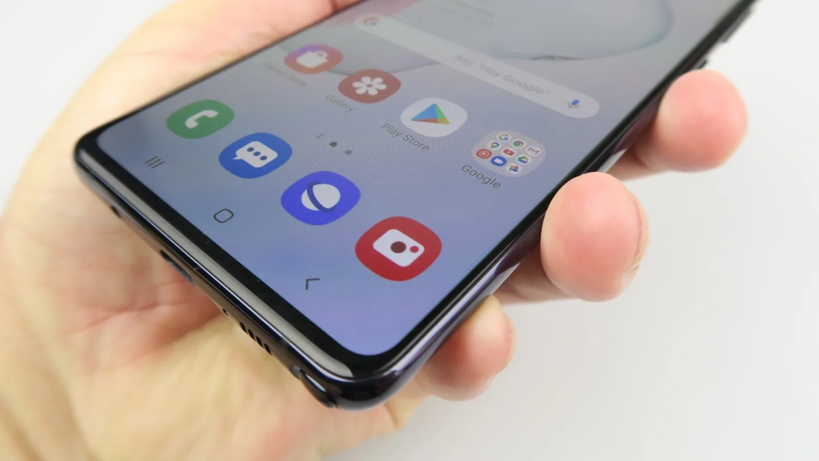 Samsung aduce Android 11 și pe smartphone-ul Galaxy Note 10 Lite; Update-ul se distribuie acum