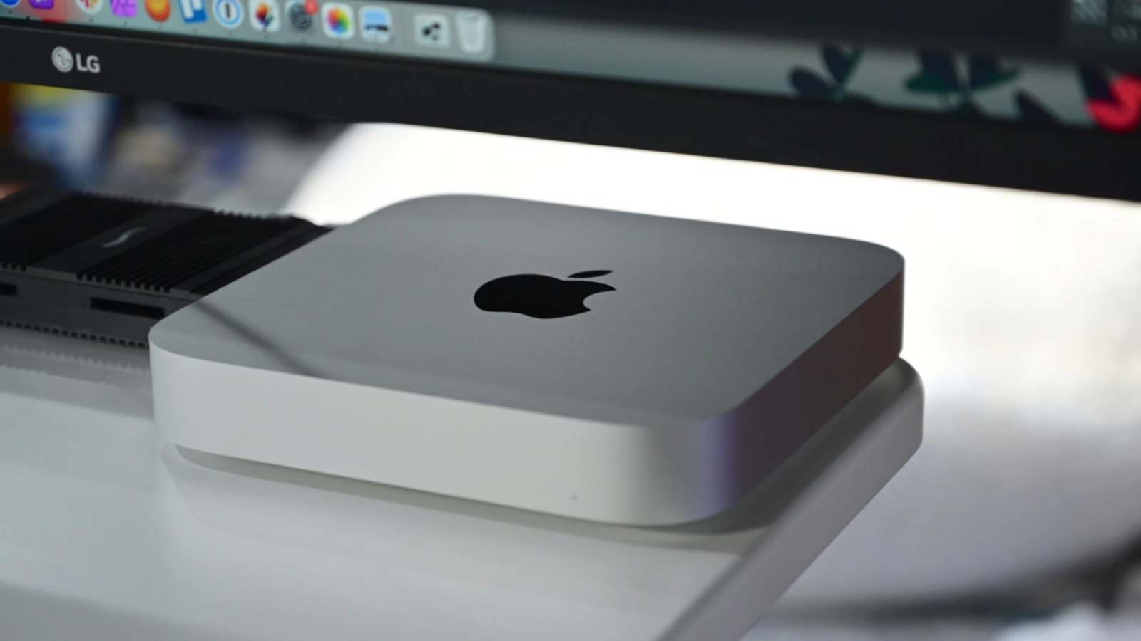 Apple Mac Mini (2020) în varianta cu procesor Apple M1 primește o reducere considerabilă pe plan local