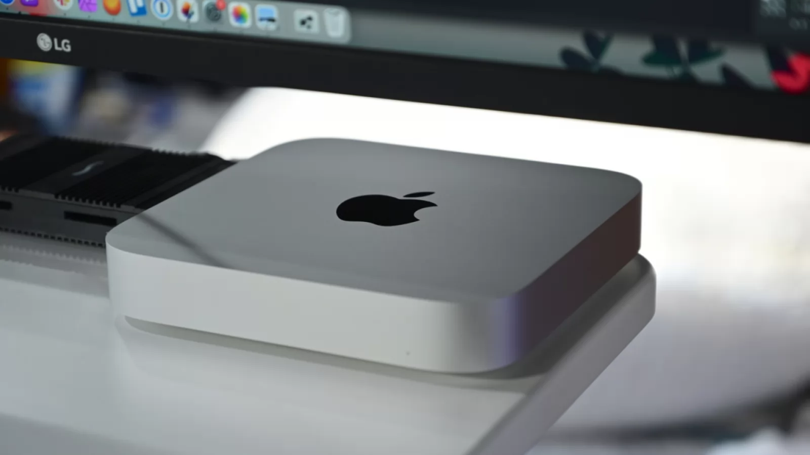 Apple Mac Mini (2020) în varianta cu procesor Apple M1 primește o reducere considerabilă pe plan local
