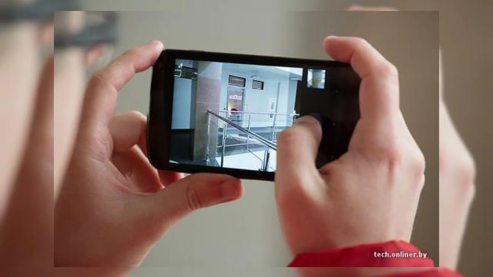 LG Nexus 4 Într-un prim review realizat de ruși, prototipul dezamăgește ușor