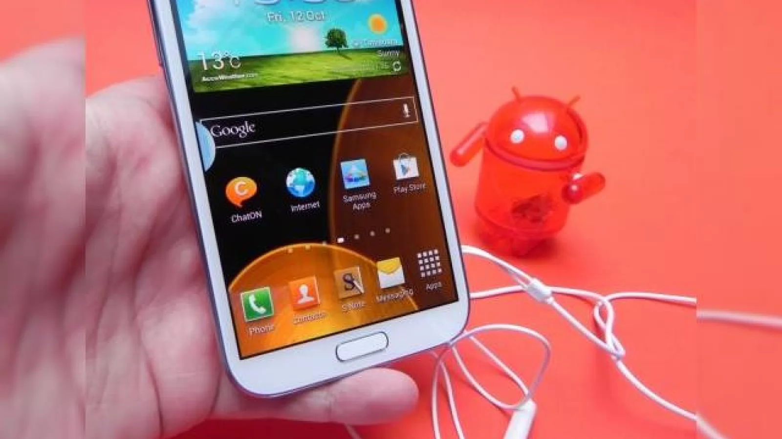 Review Samsung Galaxy Note II - cel mai bun device Android de pe piață, pentru cei cu mâini mari și dare de mână (Video)