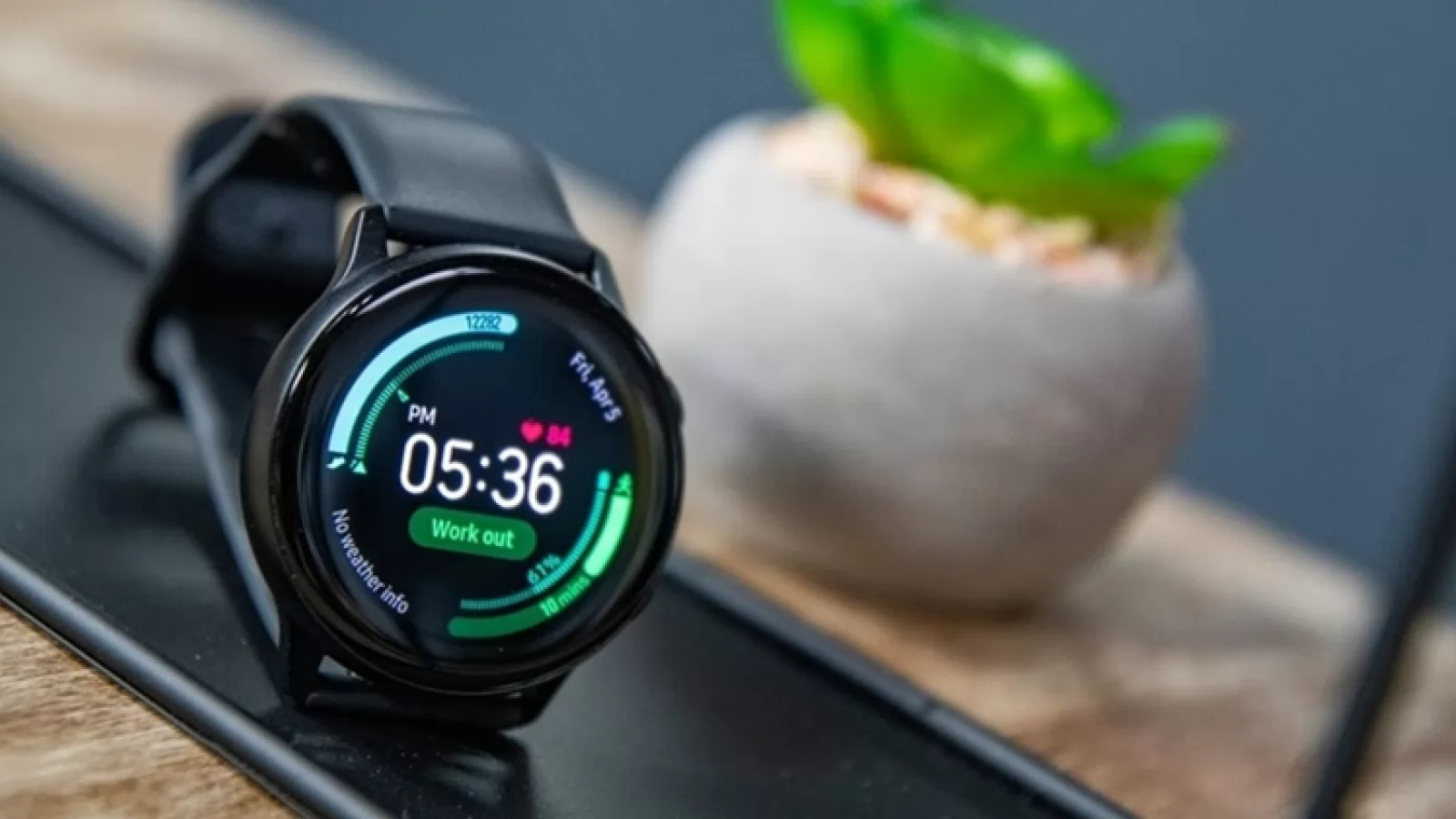 Samsung Galaxy Watch şi Galaxy Watch Active primesc funcţii de la Galaxy Watch3 odată cu actualizarea Tizen 5.5
