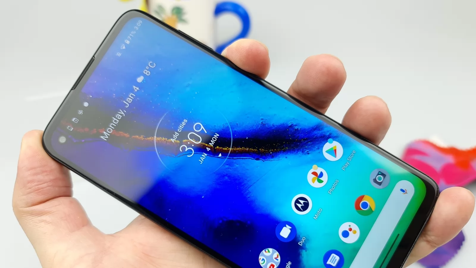 Motorola Moto G Pro: Conectivitate 4G, dual SIM, WiFi dual band