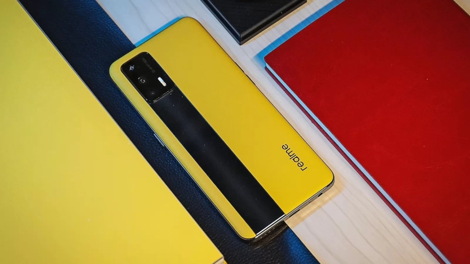 Realme GT 5G este restricționat de către AnTuTu pentru trei luni după ce compania a fost prinsă trișând în benchmark-uri