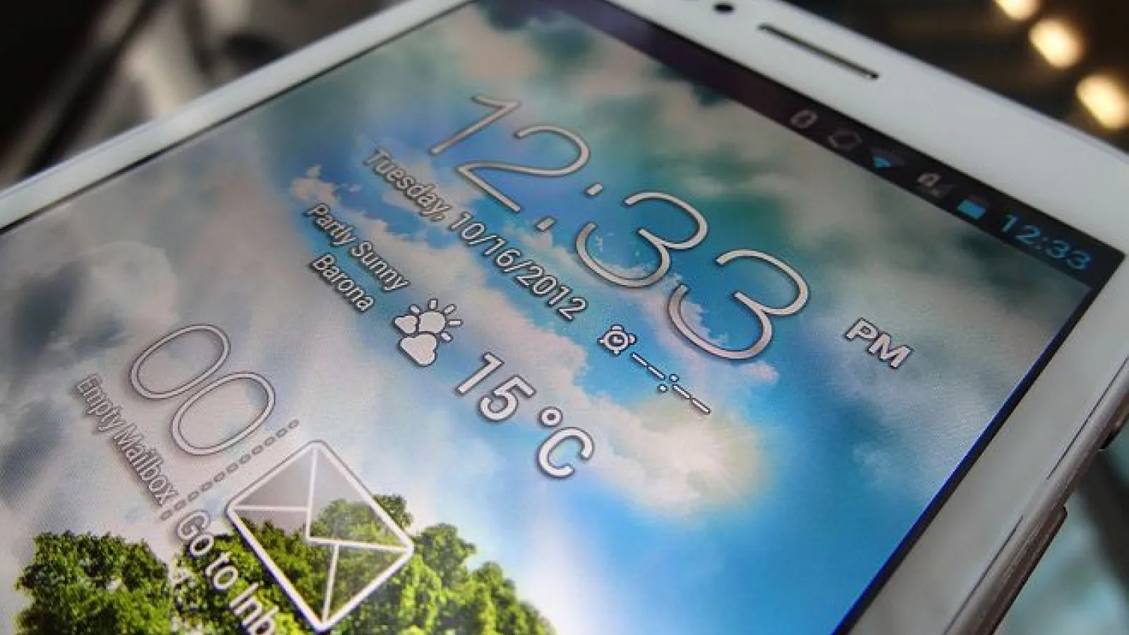 Asus lucrează deja la Padfone 3 ce va fi lansat la anul În toamnă