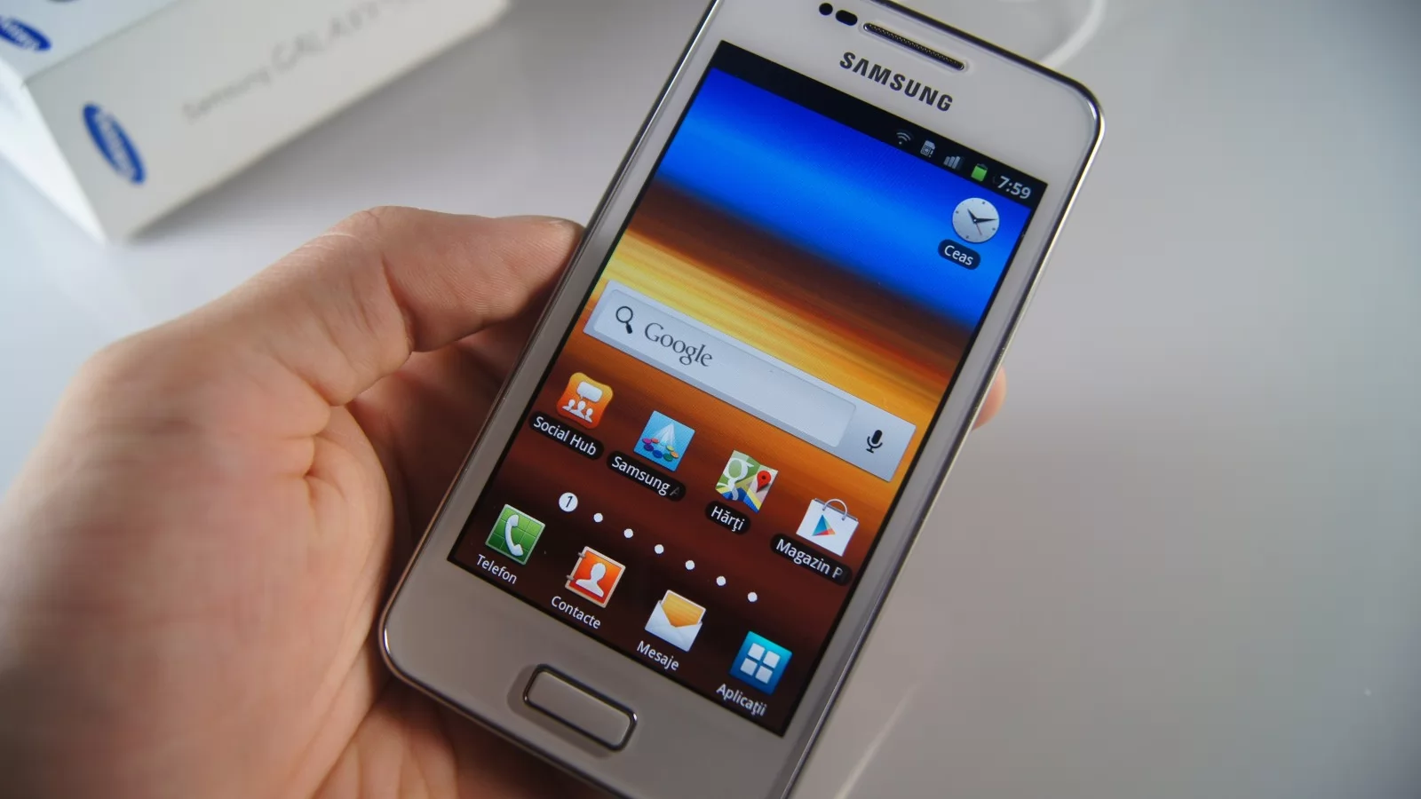 Samsung Galaxy S Advance primește Android 4.1 Jelly Bean din ianuarie 2013