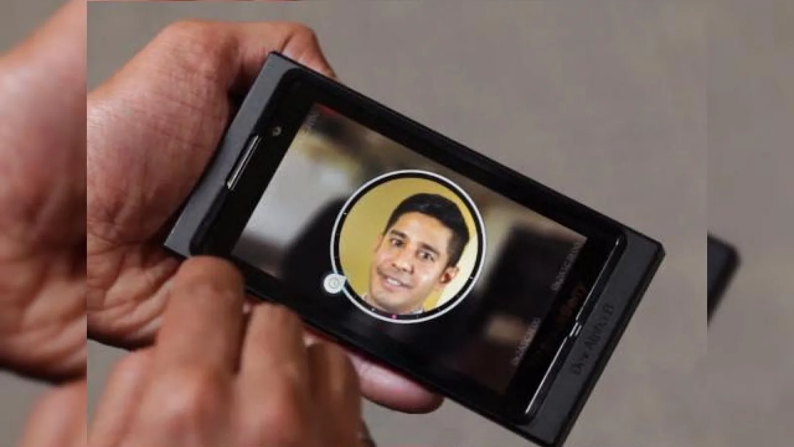 Tehnologia camerei din BlackBerry 10 OS detaliată Într-un nou clip (Video)