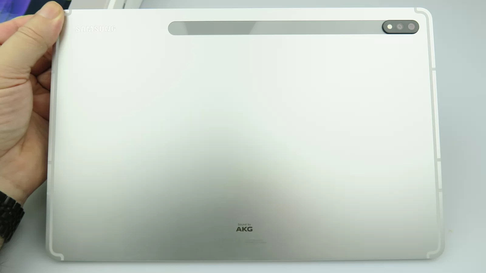 Samsung Galaxy Tab S7+ 5G: Bateria nu e chiar de cursă lungă, tribut plătit refresh rate-ului