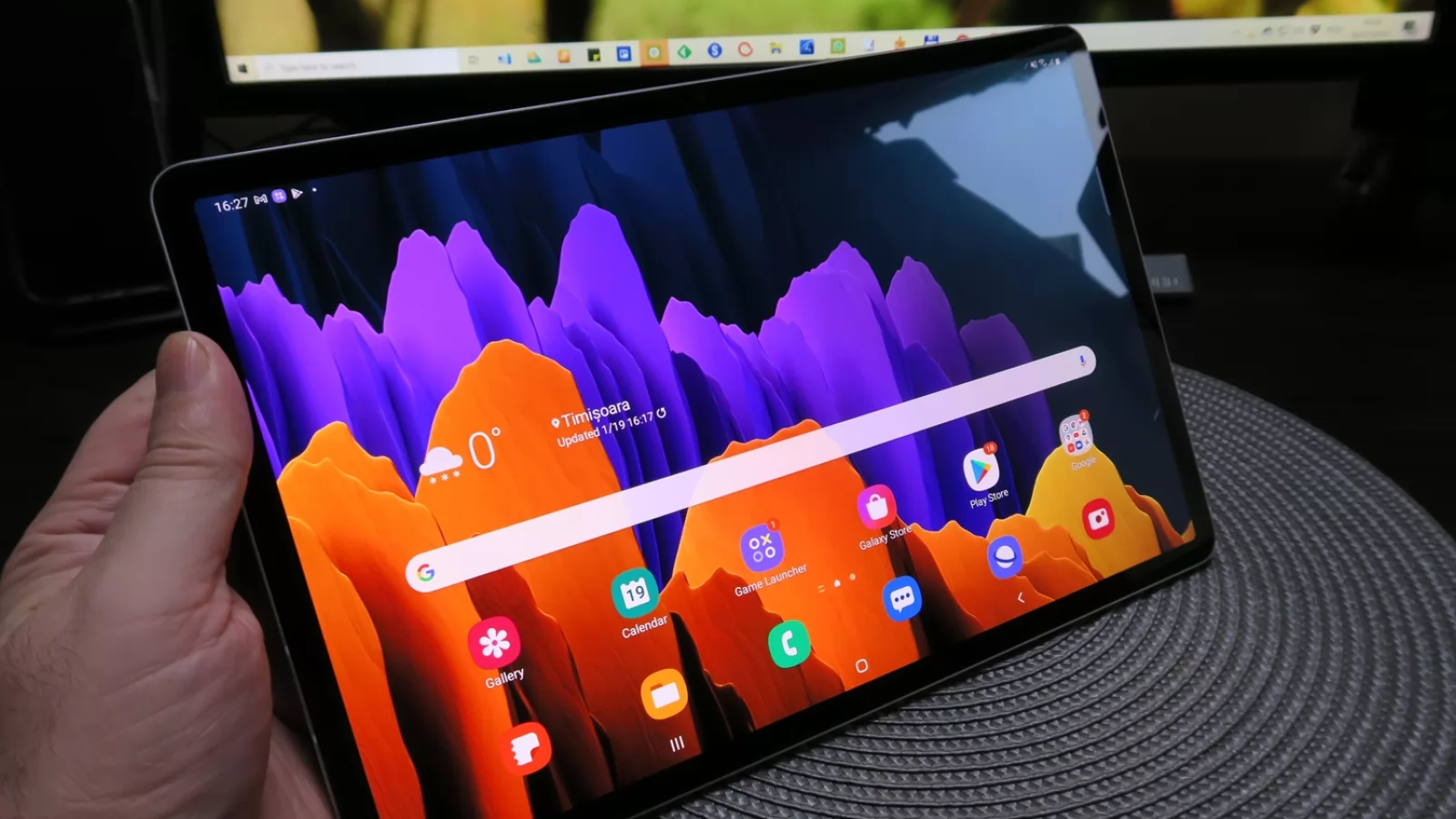 Samsung Galaxy Tab S7+ 5G: Conectivitate 5G, WiFi 6, bile albe pe toată linia