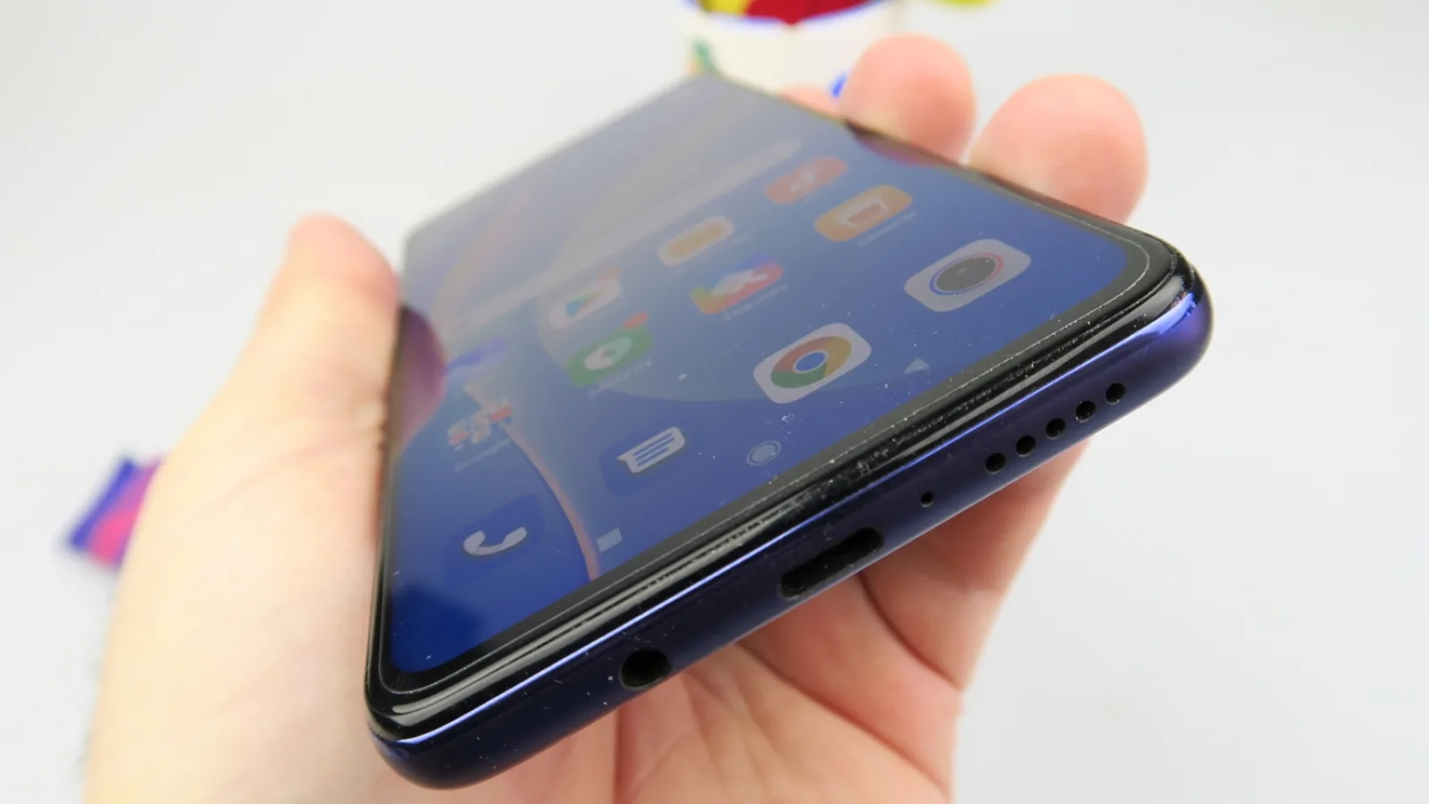 Xiaomi Mi 10T Lite: Conectivitate 4G, 5G, avem şi infraroşu şi VoLTE HD