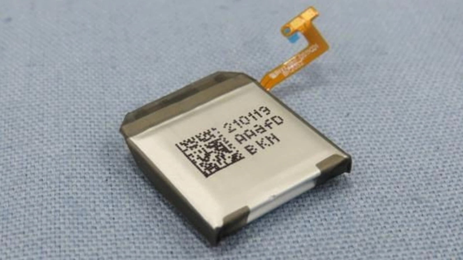 Samsung Galaxy Watch 4 îşi dezvăluie bateria într-o nouă scăpare foto